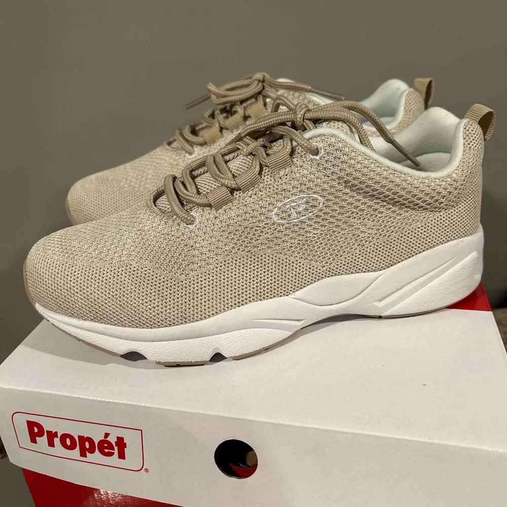 Propet Women’s Sneakers Extra Extra Wide (4E) Stability Fly Beige Shoe - Picture 4 of 4